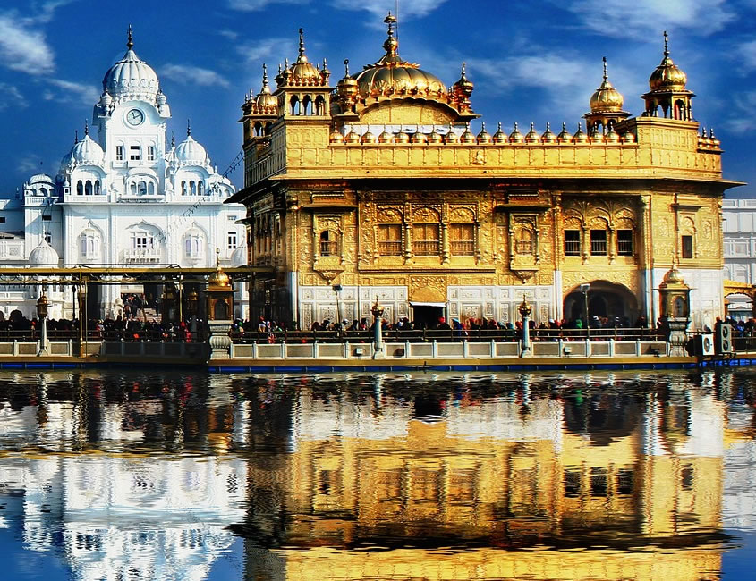 Golden Temple and Himalayas Tour image 1